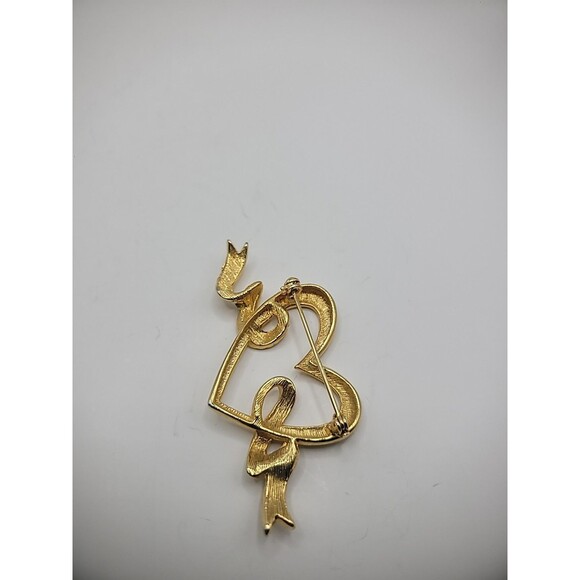 Vintage Brooch Pin Heart Ribbon Ribbed Gold Tone Jewelry Costume - Picture 7 of 11